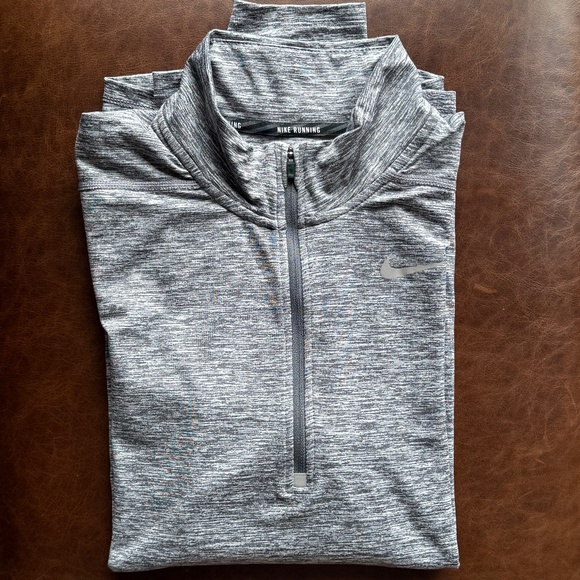 Nike | S | 1/4 Zip Running Top - Picture 10 of 11
